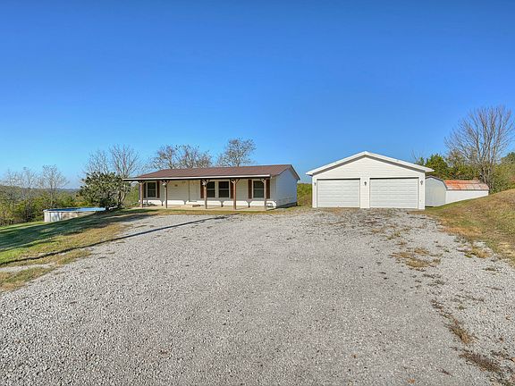 3rd image of 752 Kidwell Rd