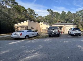 10 Jamaica St, Homosassa, FL 34446