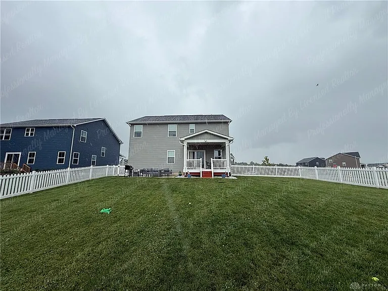 2418 David Grey Cir — Photo 52