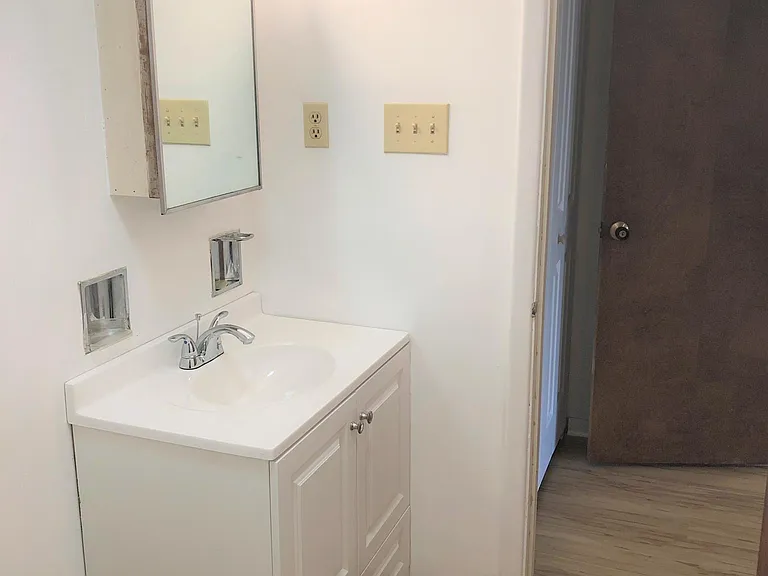 6350 Forward Ave #24 — Photo 14