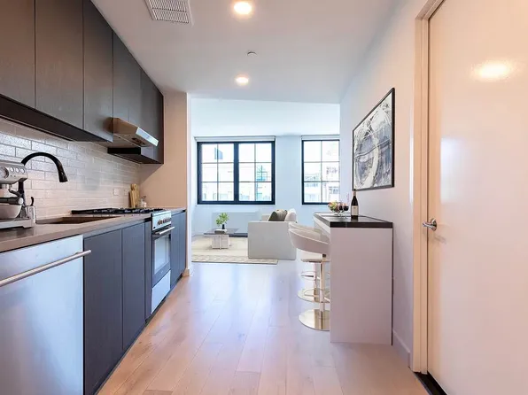 144-74 Northern Boulevard image 4 of 11