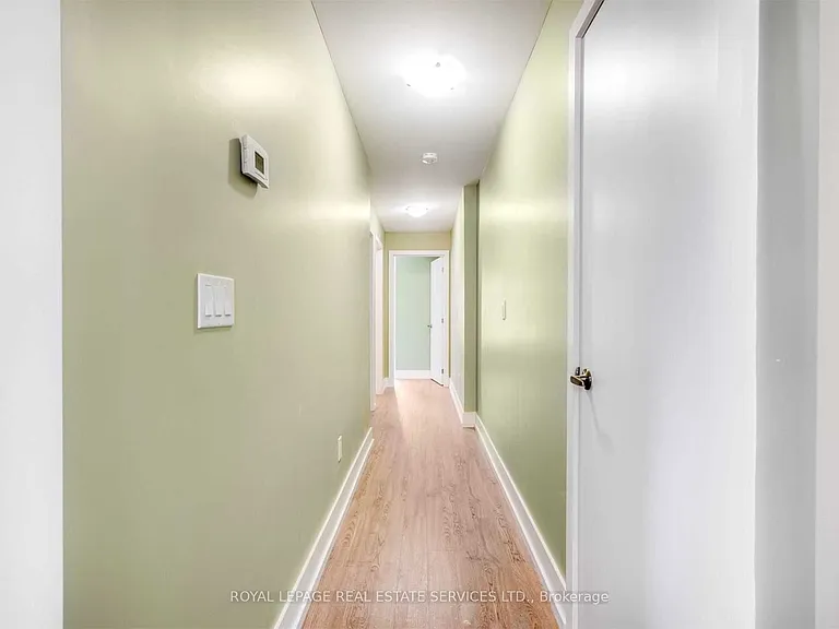 86 Givins St #MAIN — Photo 11