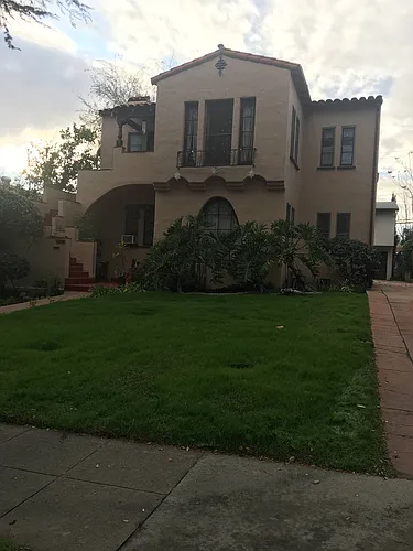 1431 1/2 N Allen Ave #1431 Photo 1