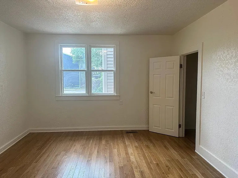404 S Marion St — Photo 48
