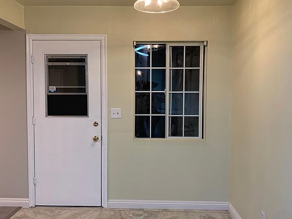 5th image of 628 Lidford Ave