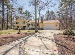 8 Suzanne Dr, Assonet, MA 02702
