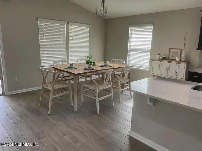 494 Northside Dr S — Photo 8