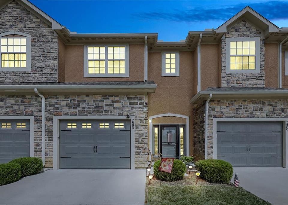 1st image of 7884 W 158th Cir