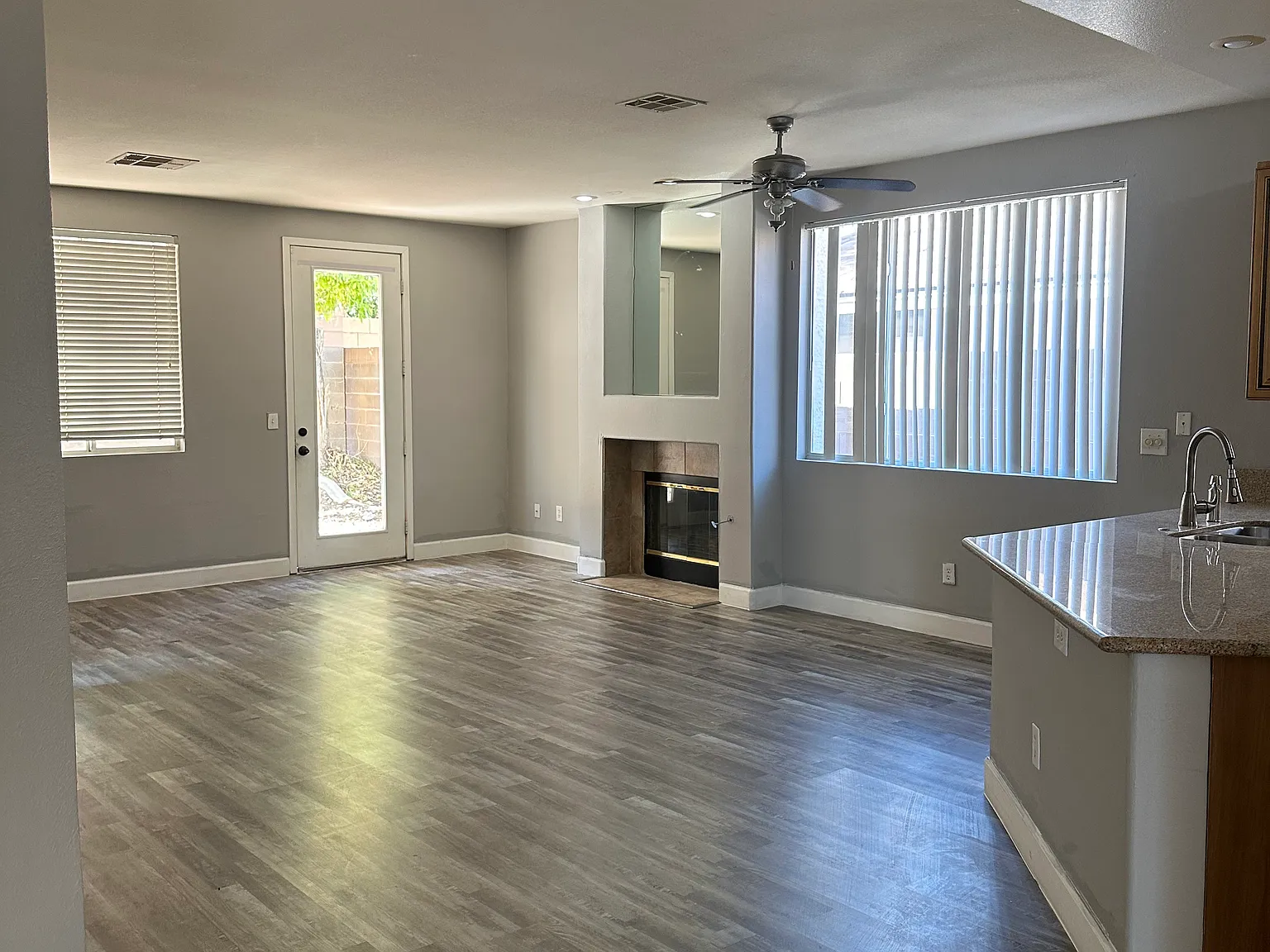 3 bed, 1508 sqft, $2,150 — Photo 2