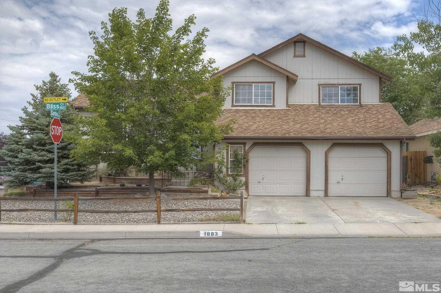 1883 Bliss Ct photo 1