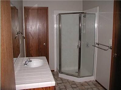 5th image of 14765 Carnegie Rd