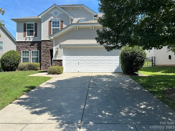 10808 Whithorn Way, Charlotte, NC 28278