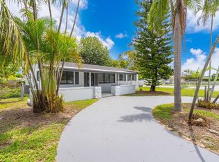 Sierra Mirada Sec 1 4th A, Miami Gardens, FL 33169