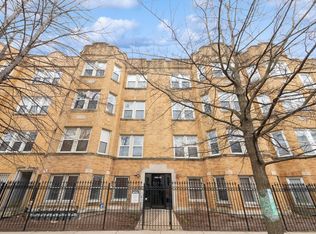 3561 W Lyndale St #2E, Chicago, IL 60647