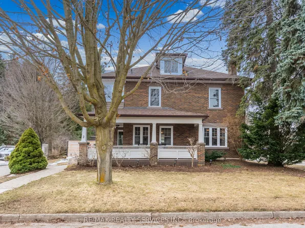 2 Maple St, Caledon, ON L7C 1K5
