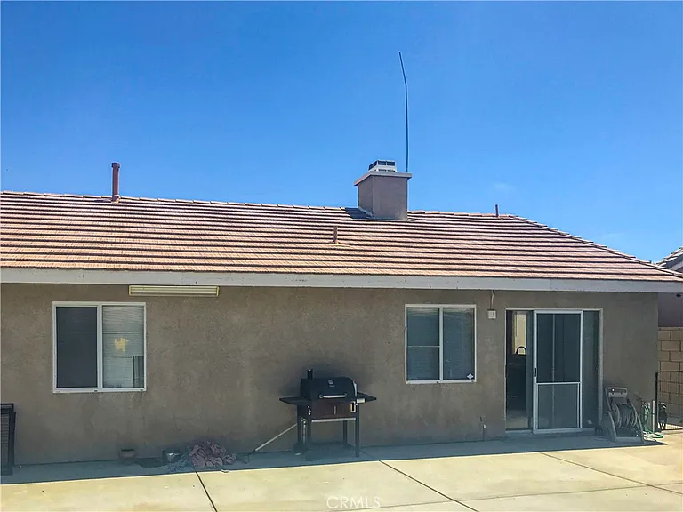 37647 Hammer St — Photo 23