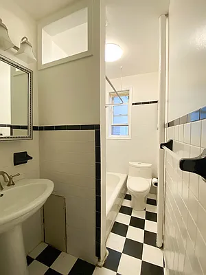 Rented by Brooklyn Blocks Real Estate | media 8