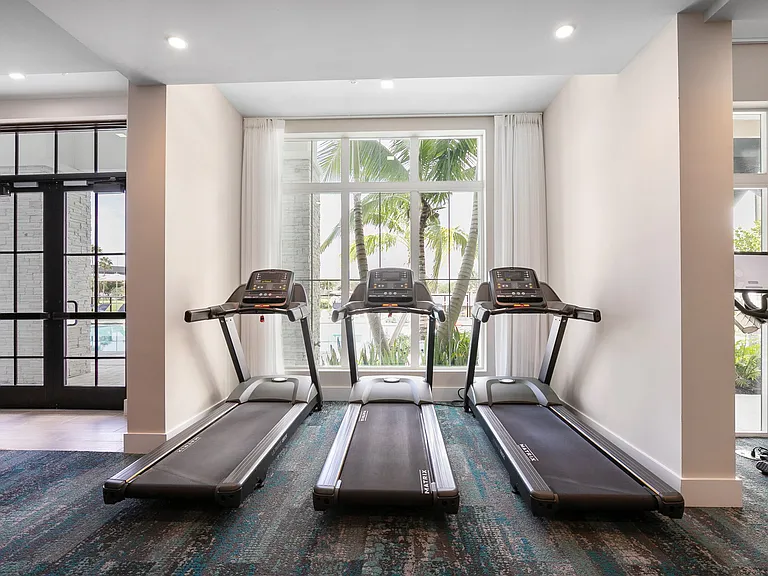 Indigo West Palm Beach — Photo 29
