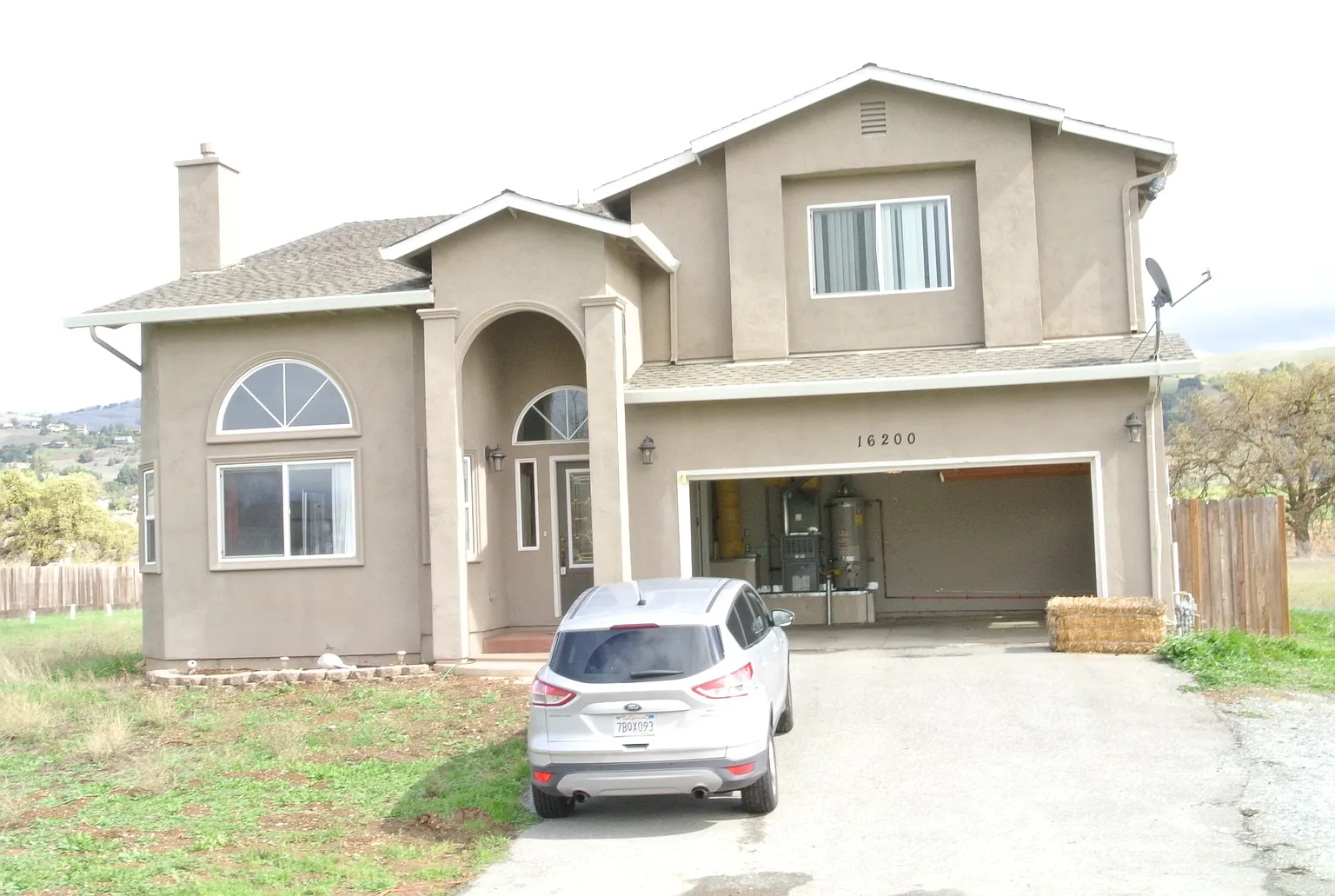 16200 Hill Rd photo 1