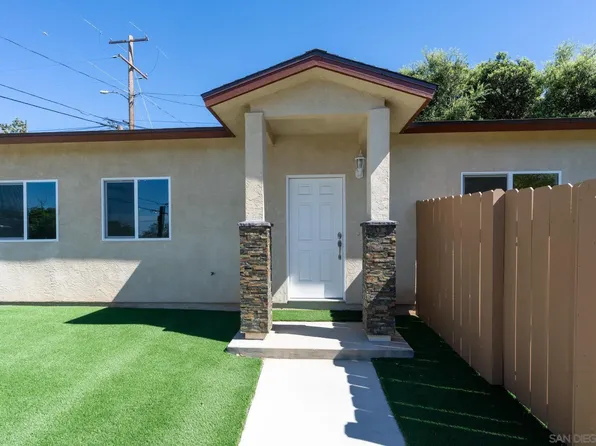 12327 Lemon Crest Dr, Lakeside, CA 92040