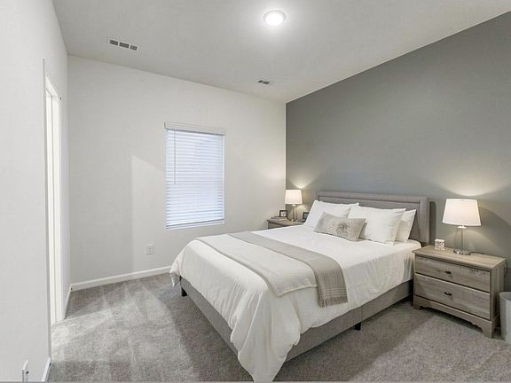 5th image of 90 Phillips Dr Lot 52