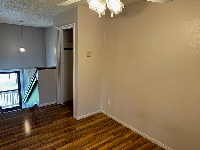 Cooke Dr — Photo 10