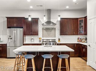 5850 Flight Wing St, Las Vegas, NV 89113