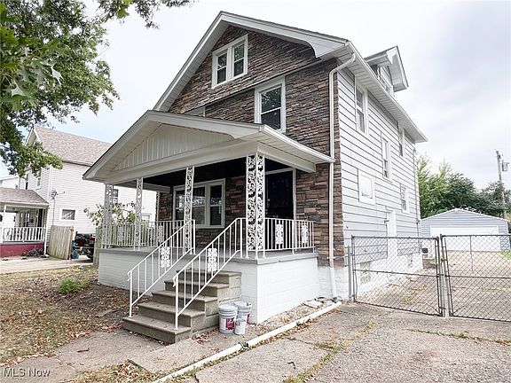 5th image of 1762 E 33rd St