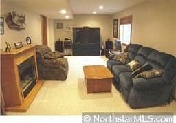 4th image of 704 Falcon Ct
