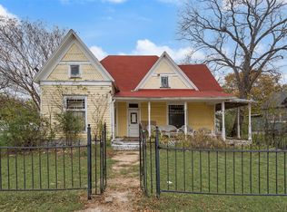 309 Poplar St, Italy, TX 76651