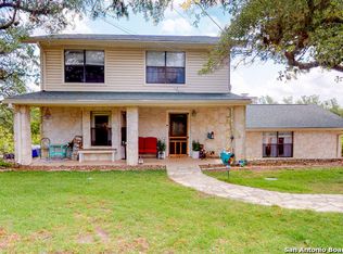 7012 Devonshire Dr, Spring Branch, TX 78070