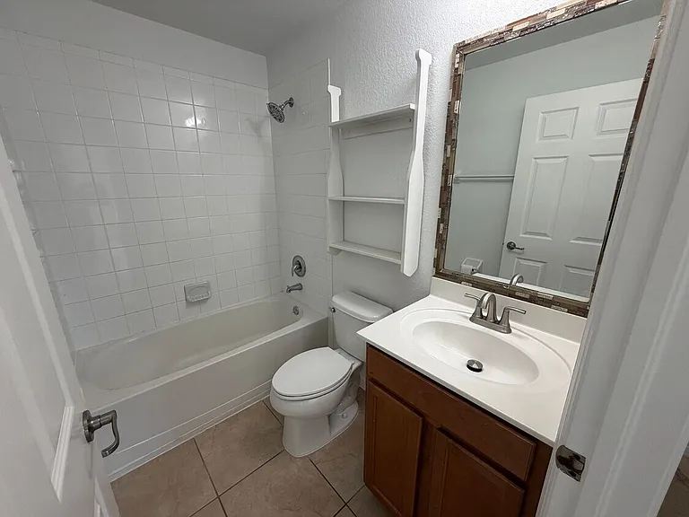 2226 S Rogers St #102 — Photo 4