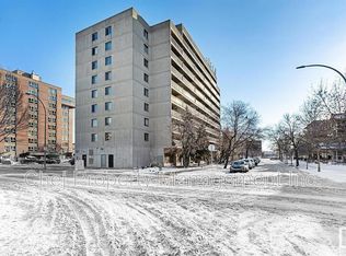 12841 65th St NW #812, Edmonton, AB T5A4N4