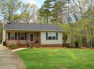 4821 Cashatt Rd, Trinity, NC 27370