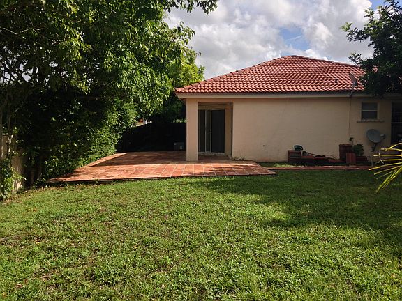 2nd image of 10315 NW 56th St