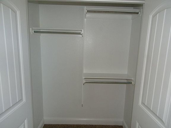 3rd image of 11107 Everett Ave