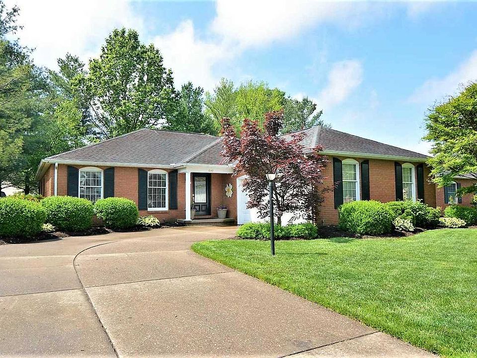 1st image of 8149 Royalwood Ct
