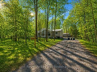 8 Manitou Cres, Tiny, ON L9M0C6