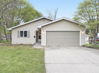 1961 Walnut St, Holt, MI 48842
