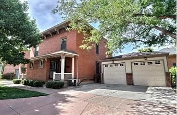 3 bed, 1.5 bath, 1680 sqft, $2,950 — Photo 2