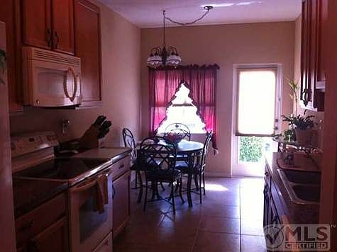 2nd image of 1952 SE Korona Dr