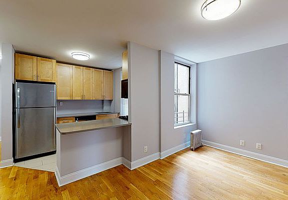 5th image of 1306 St Nicholas Ave APT 36