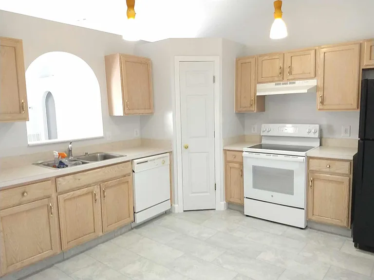 605 Caladesi Trl — Photo 4