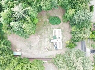 4990 N Loftus Rd, Florence, OR 97439