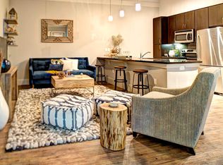 4000 Greenbriar Dr, Houston, TX 77098