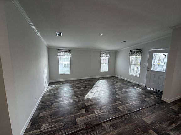 5th image of 79 5th St W