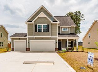 2135 Stafford Dr, Fayetteville, NC 28314