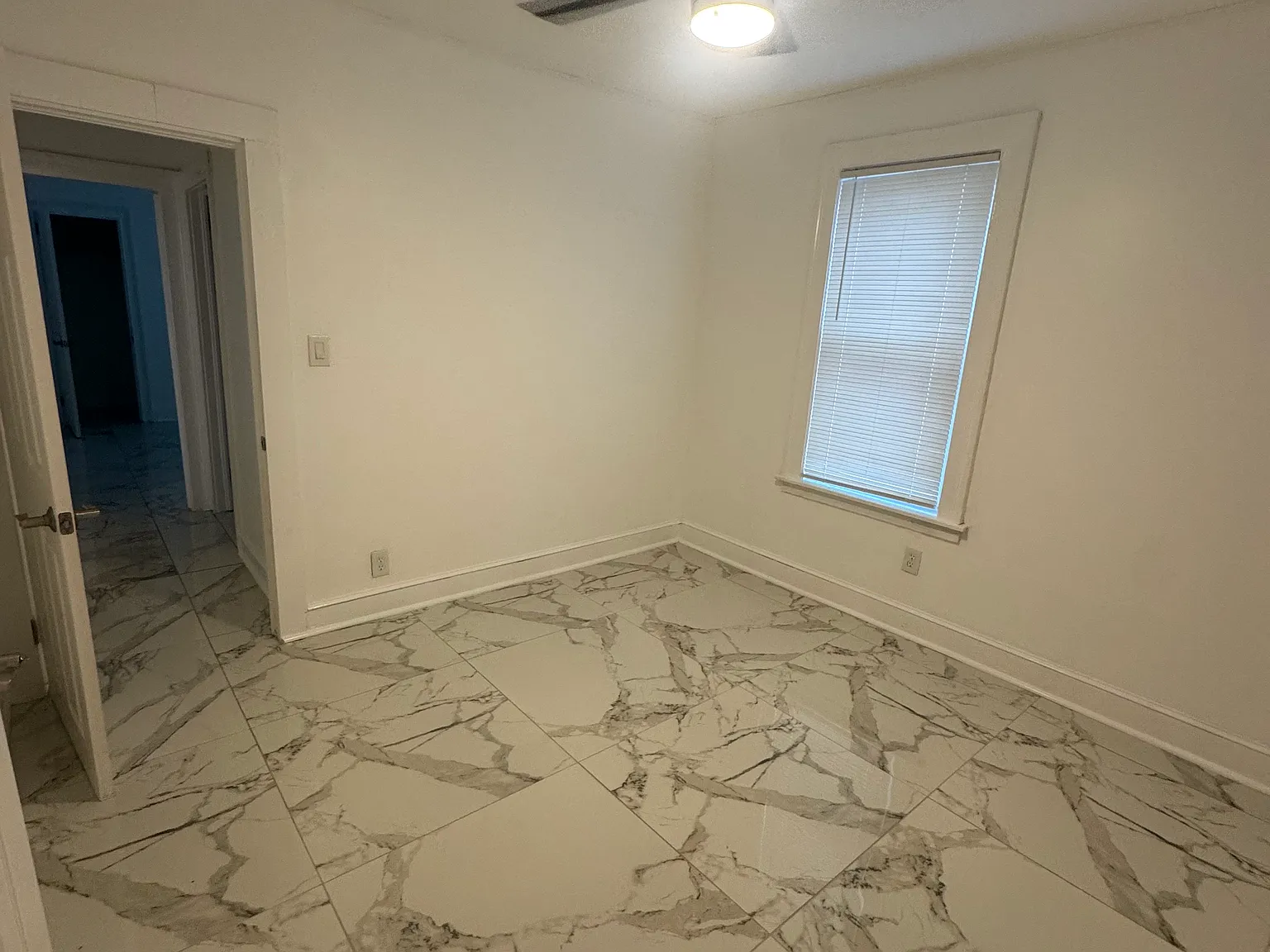 54-56 Ward Pl — Photo 4