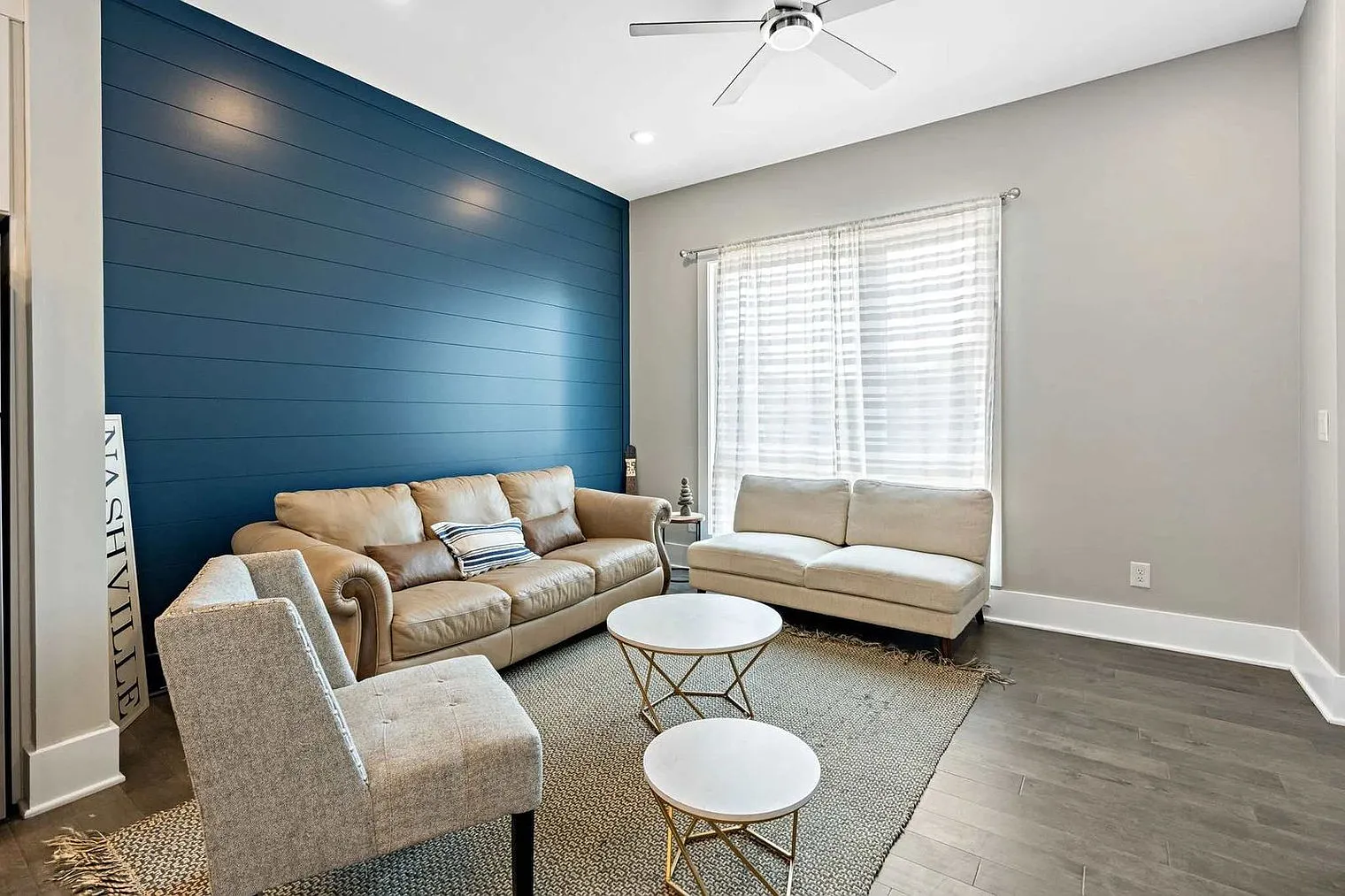 3 bed, 3.0 bath, 1517 sqft, $7,485 — Photo 1
