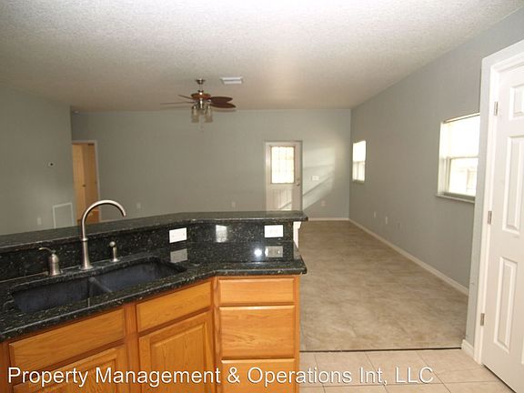5th image of 35714 Lakewood Dr